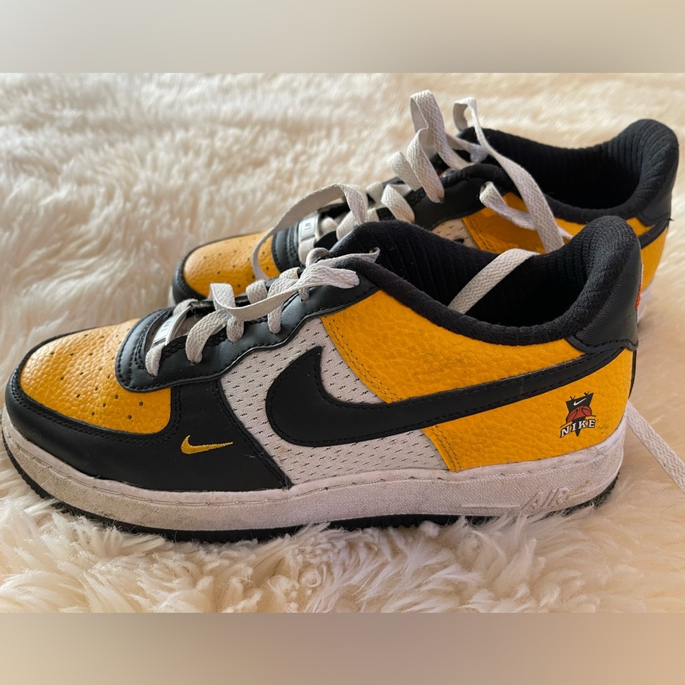 Nike Air Force 1 kids sneakers